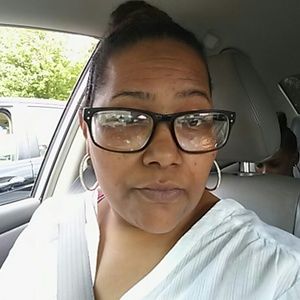 Meet your Posher, Carmen