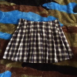 Plaid mini skirt. 💗
