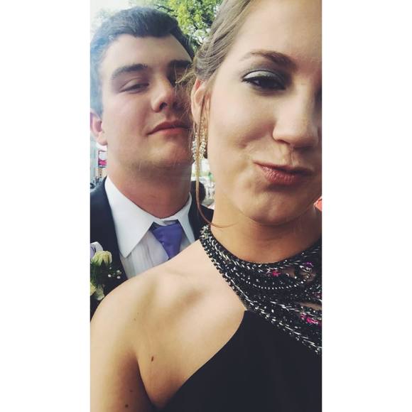 Meet your Posher, Hannah - Picture 1 of 1