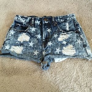 High wasted shorts