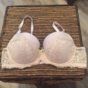 Victorias Secret light pink/purple flower lace bra
