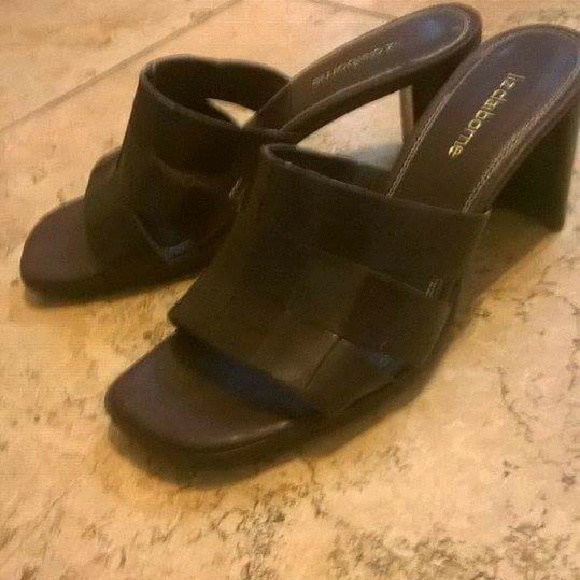 Sandals - Picture 4 of 4