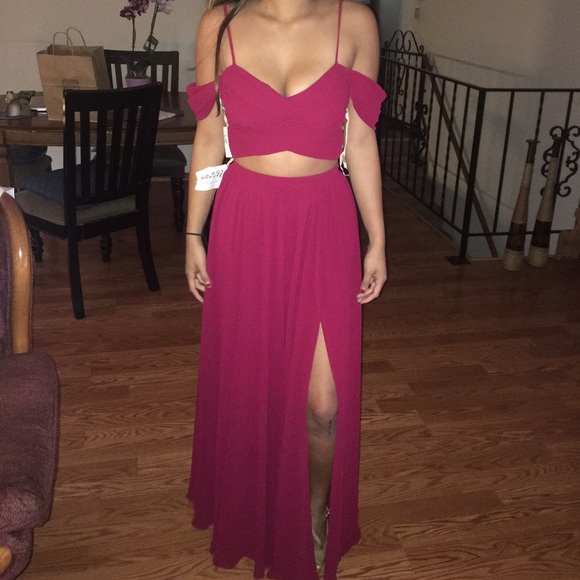 Dress - Picture 1 of 2
