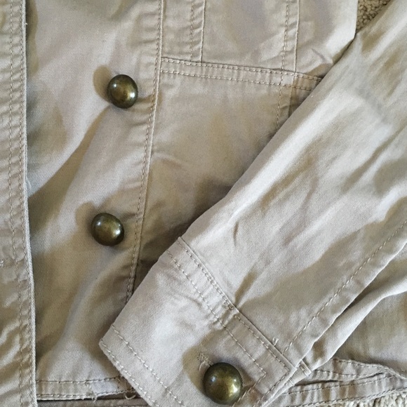 Tan button up jacket - Picture 2 of 2