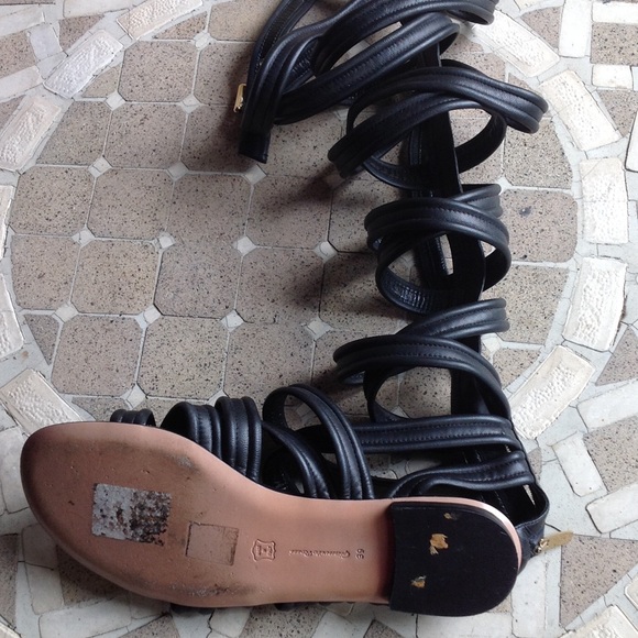 Shoes - Picture 2 of 4