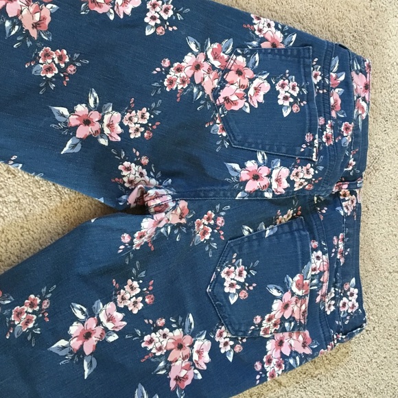 Floral Print Jeans - Picture 3 of 3
