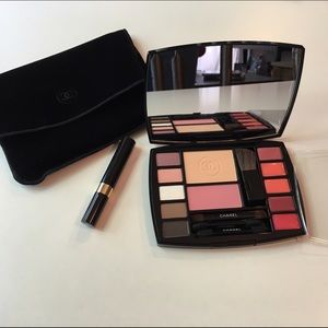 CHANEL Travel Makeup Palette