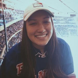 Meet your Posher, Isabel