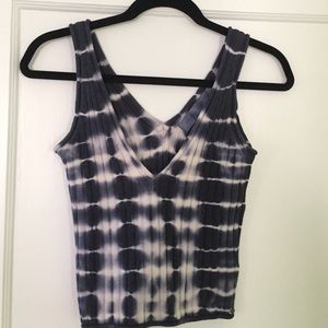 Guess cropped tank