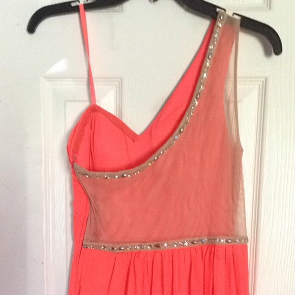 Dress - Picture 3 of 4