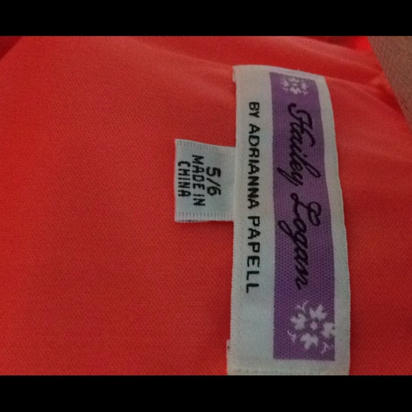 Dress - Picture 4 of 4