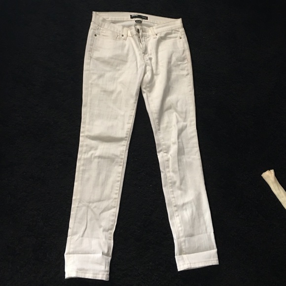 White urban outfitters mid rise jeans