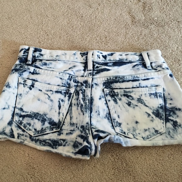 High wasted shorts - Picture 2 of 3