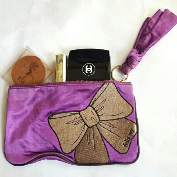 Felix Rey Clutch