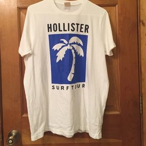 Men's Hollister t-shirt