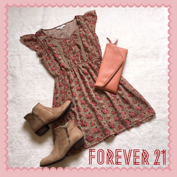 Forever 21 Dresses & Skirts - ❌SOLD❌NEW! Forever 21 Floral & Lace Spring Dress