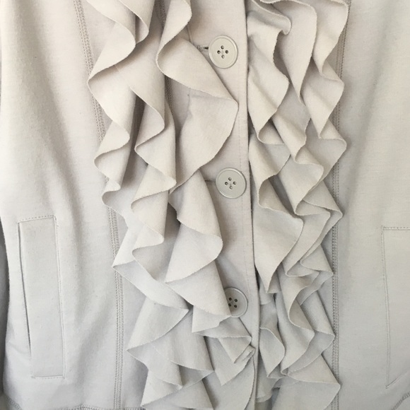 Neiman Marcus Ruffle Cardigan Jacket - Picture 2 of 4
