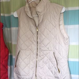Old navy puffer vest