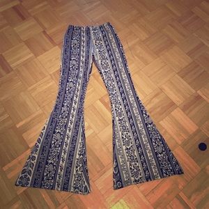 1970s inspired stretchy pants