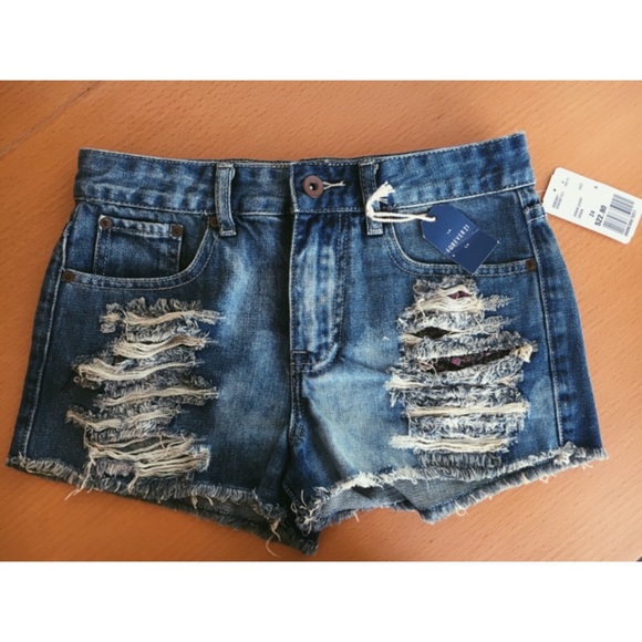 Forever 21 shorts never worn!