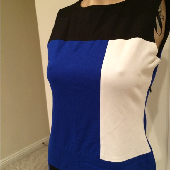 Vince Camuto Dress 💐 - Picture 2 of 2