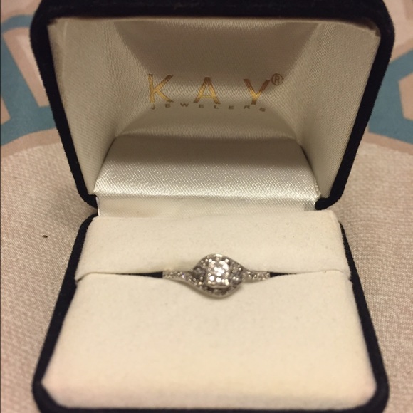 Kay jewelers promise ring