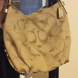 Authentic Coach 24cm Signature Handbag