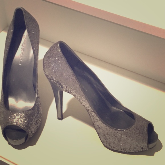 Michael Kors pumps