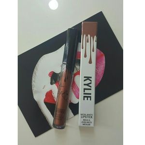 Kylie Lip Kit Metal Matte Liquid Lipstick