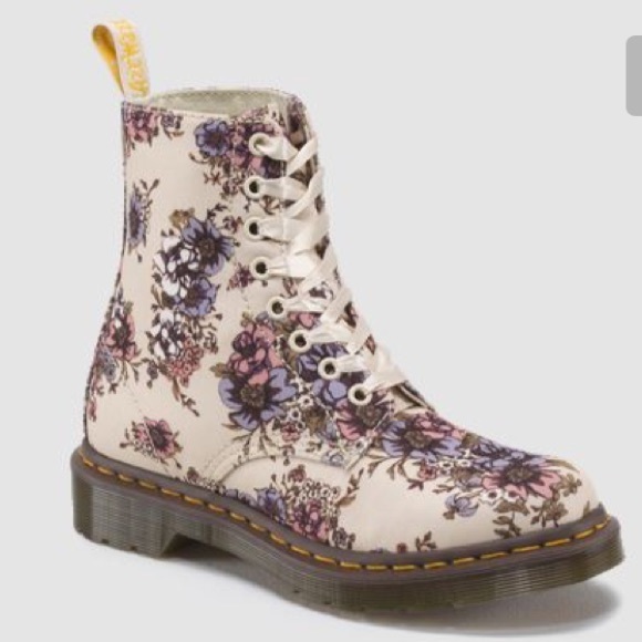 DR.MARTENS - BECKETT