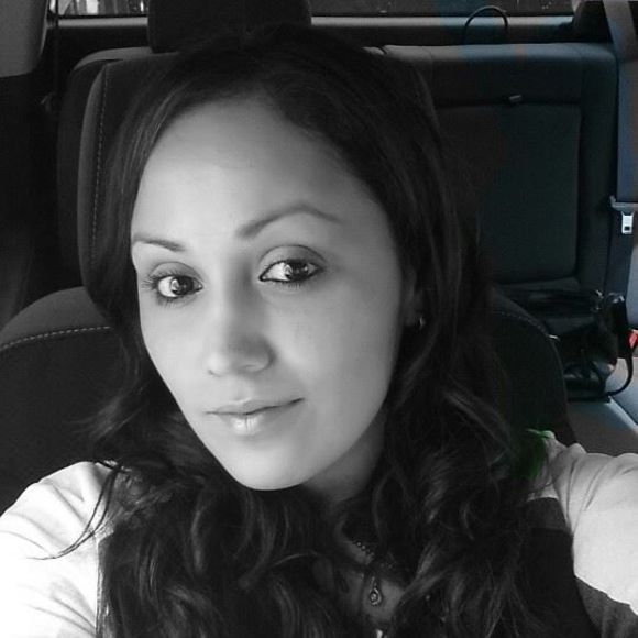 Meet your Posher, Monique - Picture 1 of 1