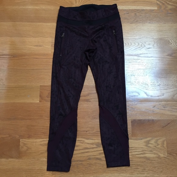 Lululemon Run Inspire Tights, Size 4 - Picture 3 of 4