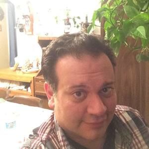 Meet your Posher, Chuck