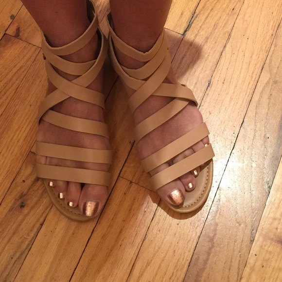 New summer collection by viviglam 🌼🌴🌼 - Picture 3 of 4