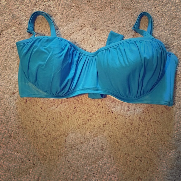 Adorbs!!! Bikini top.