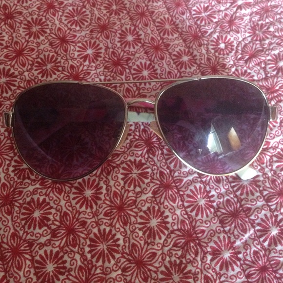 SUNGLASSES !!