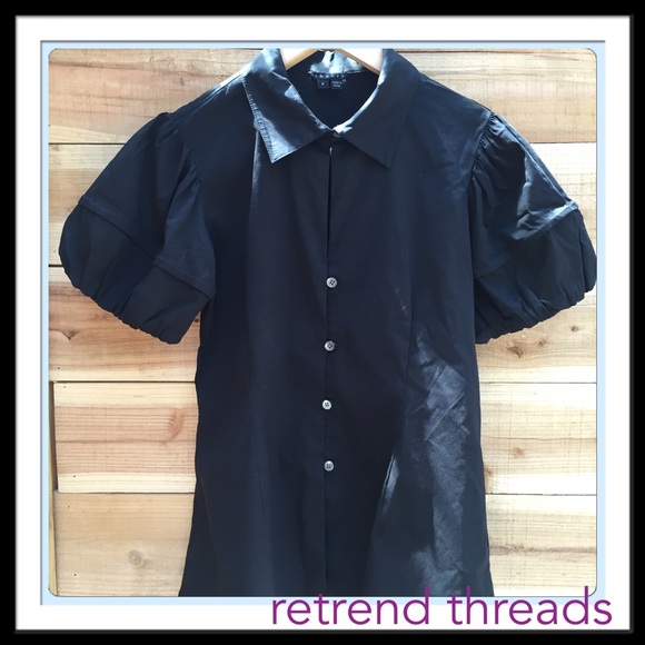 Unique button-down Theory blouse! - Picture 2 of 4