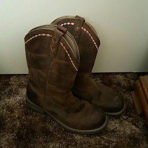 Ariat ropers