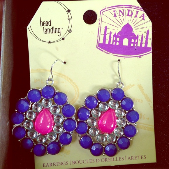 Gorgeous Indian inspired earrings. Never worn.