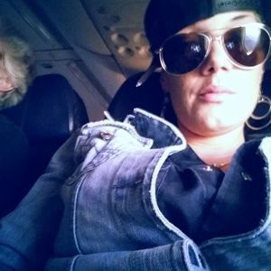 Meet your Posher, Shellie