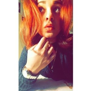 Meet your Posher, Lorraine