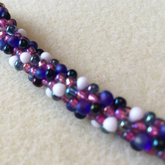 FINAL SALE PRICE Handmade Kumihimo Beaded Bracelet 9" - Picture 4 of 4