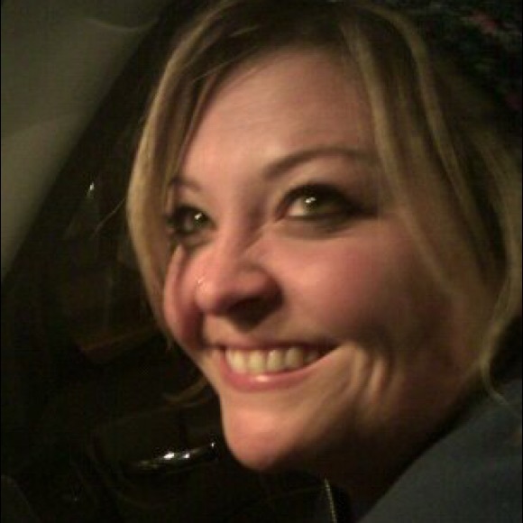 Meet your Posher, Selina