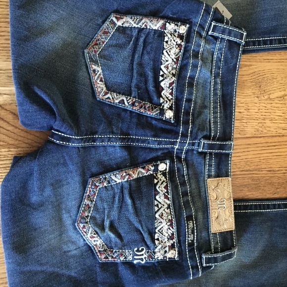 NWT Miss Me Signature Bootcut Jeans - Picture 3 of 4