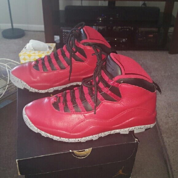 Sneaker men\'s size 9. Worn 2x...authentic 100% main image 4