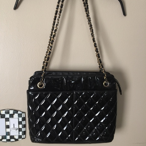 vintage chanel patent leather bag