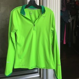 Nike dri fit pullover, size Small.