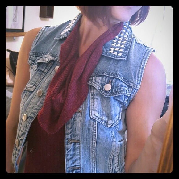 Super cute studded Jean forever 21 vest!