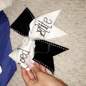 Coed elite practice wear bow