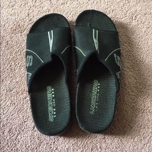 Sketchers sandals